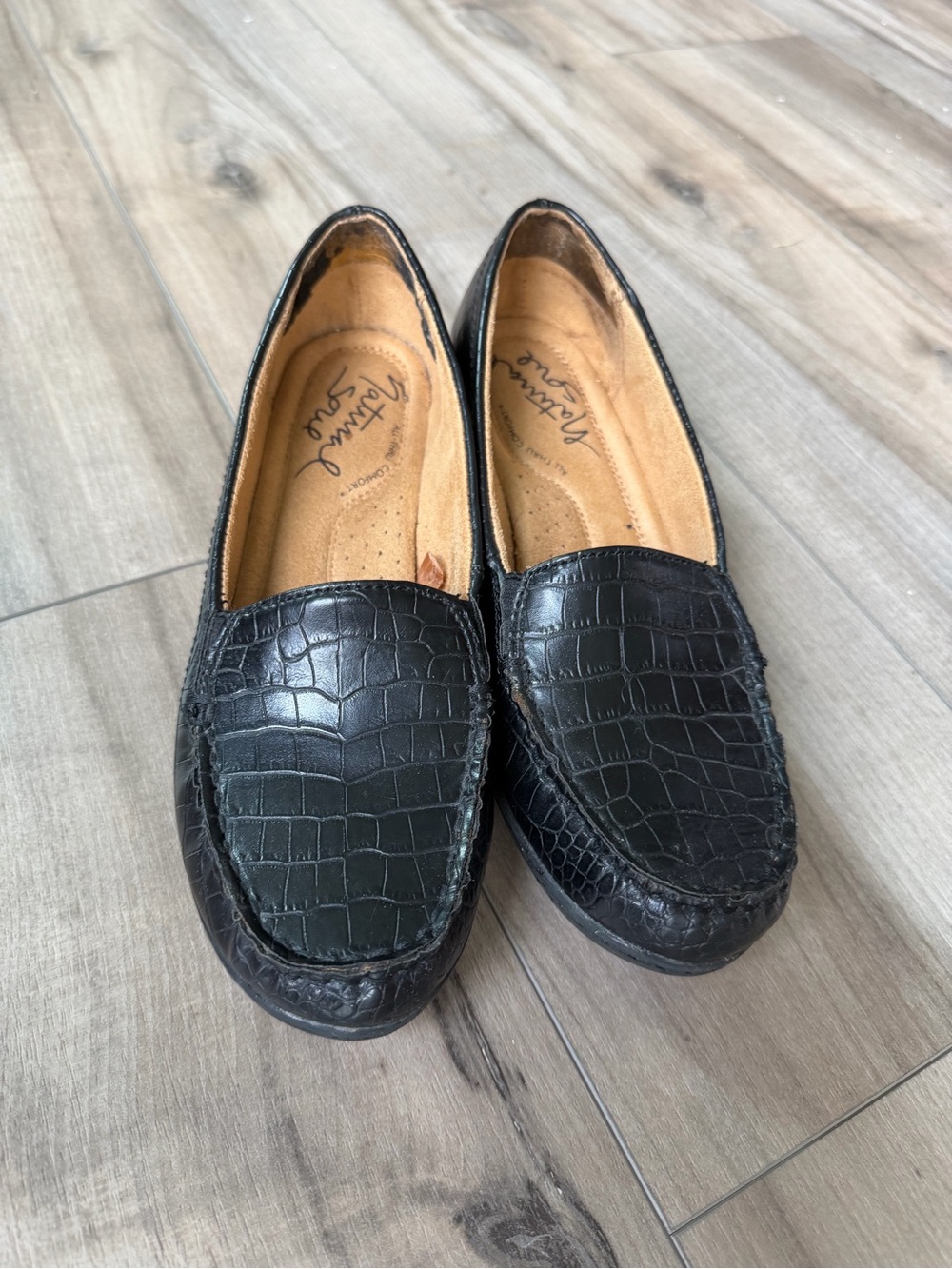 Natural Soul Black Loafers Arch Support Womens 7.5